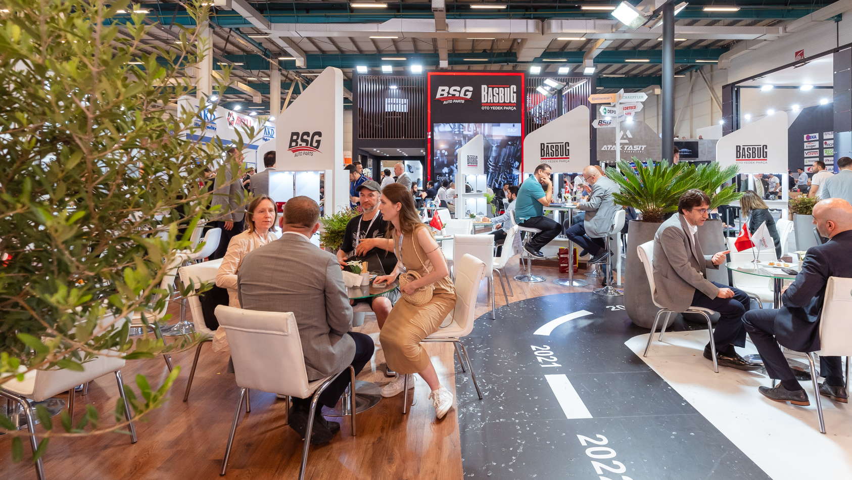 <p>Automechanika Istanbul, the only event in Turkey of Automechanika, the world's leading fair brand for the automotive aftermarket industry, opened its doors for the 15. time on 2-5 June 2022; BSG Auto Parts took its place in the 8. hall, stand 020, where it has hosted its guests for years.</p>

<p>The fair, which was very productive with the number of participants exceeding expectations, brought together all automotive production and repair professionals from three continents. The fair, which attracted great interest from countries such as Turkey, Iran, Iraq, Palestine, Libya, Bulgaria, Tunisia, Jordan, Egypt and Algeria, was held at TÜYAP Fair and Congress Center.</p>

<p>AutomechanikaI Istanbul, which brings together the automotive aftermarket sector, which has a size of over 30 billion USD in Turkey's exports, with professionals from all over the world once again in Istanbul, was visited by 34,552 and 13,802 international professionals from Turkey and a total of 48,354 people from 141 countries.</p>